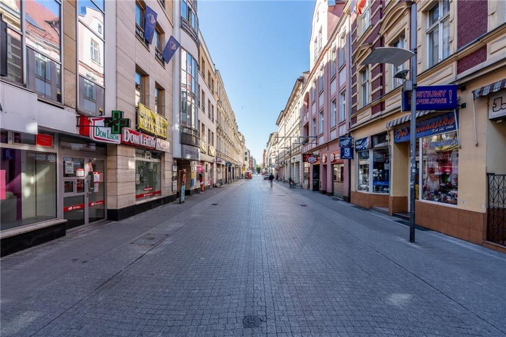 Apartament Broadway Poznań Exteriör bild